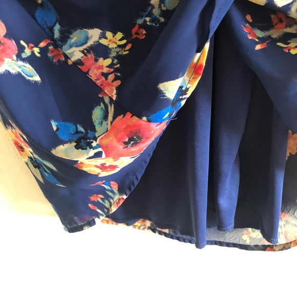 LUSH Dress Floral Mini Dress - Picture 7 of 9